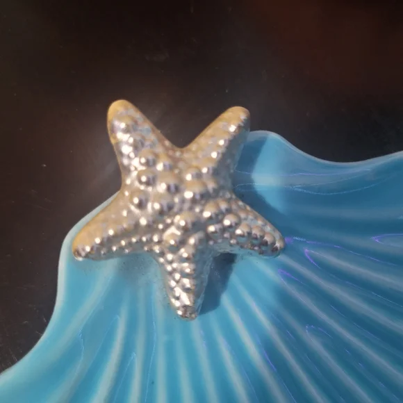 Ceramic Sea Shell Vanity Tray with Silver Starfish - Blue - Picture 3 of 4